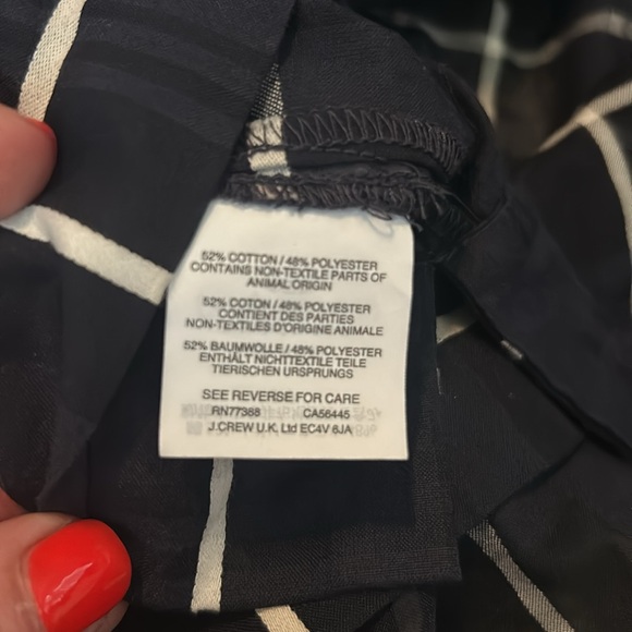 J. Crew size 6 blue and white top. - Picture 6 of 7